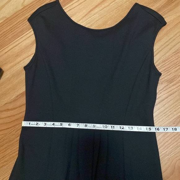 NWT Armani Midi Dress Womens 10 work office Preppy classic Made in Italy viscose - Picture 16 of 16